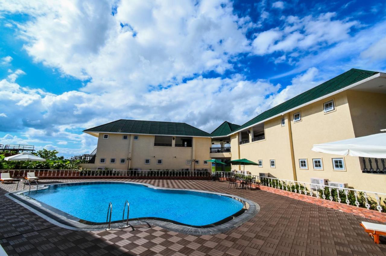 Faith Cricket Club & Resort Бхопал Экстерьер фото